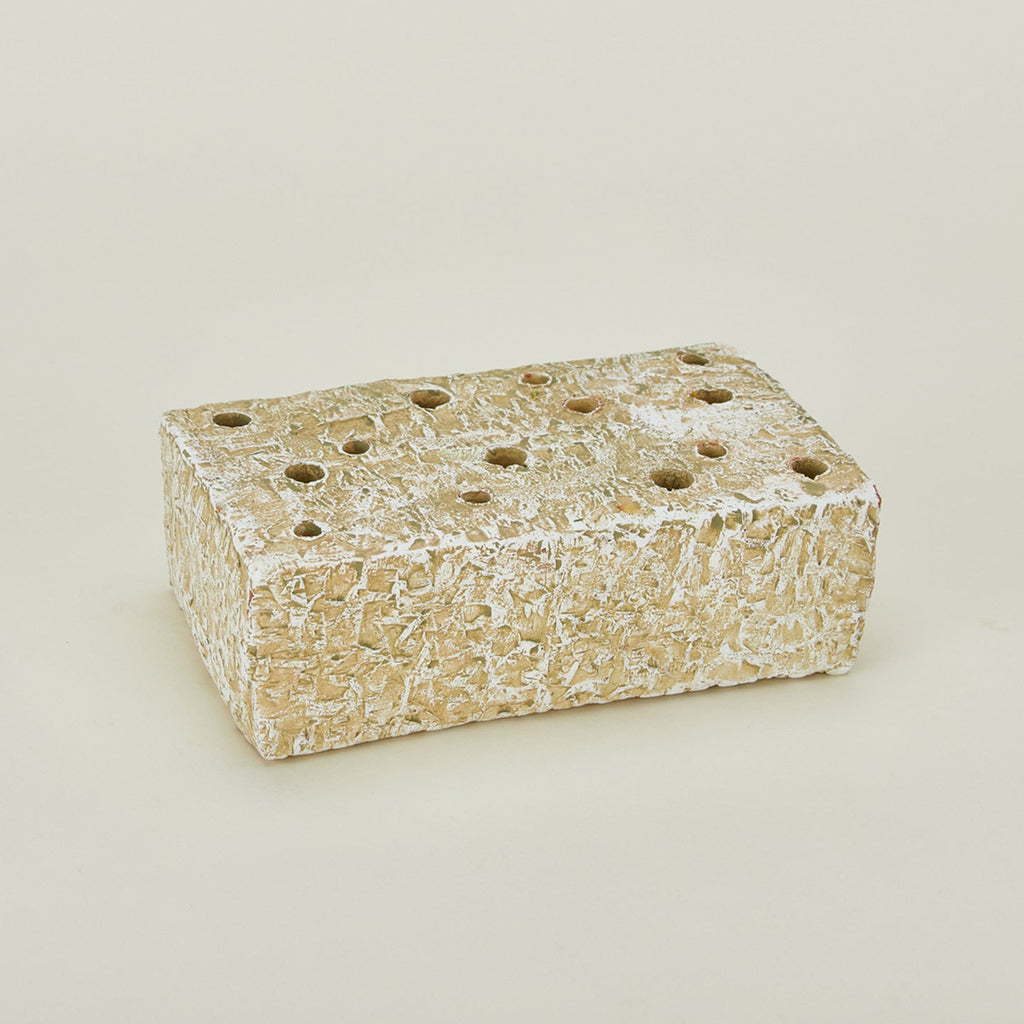 Detailed view of Bloomist Ikebana block vase