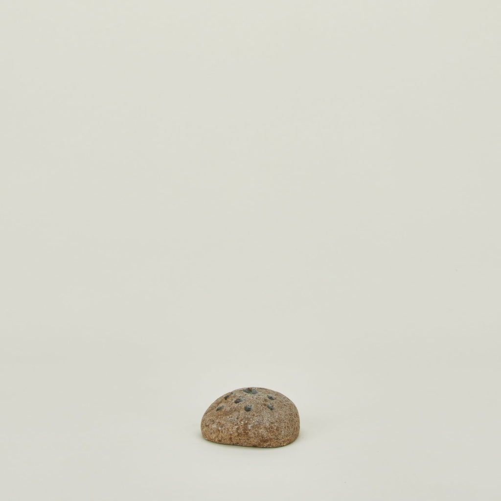 Bloomist Ikebana river rock round vase 