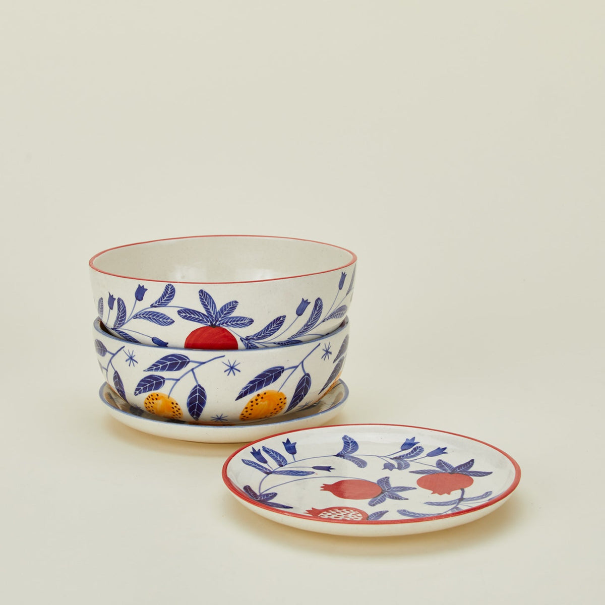 Casa Amarosa plate and bowl family